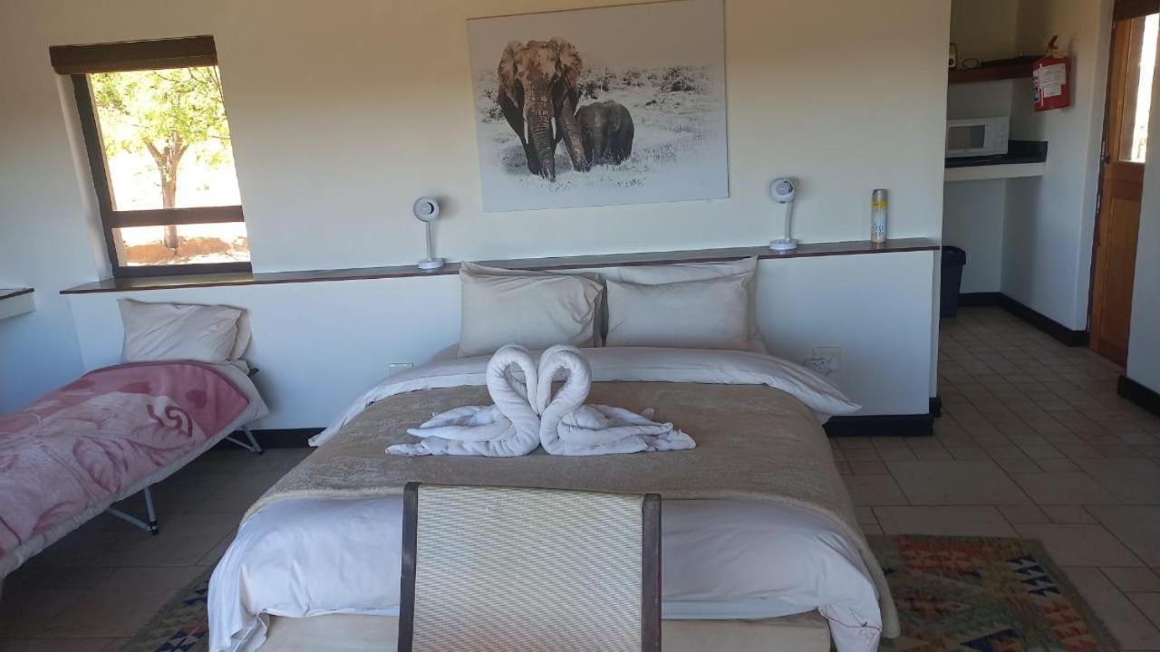Rooilande Guest Farm Apartment Laingsburg Bagian luar foto